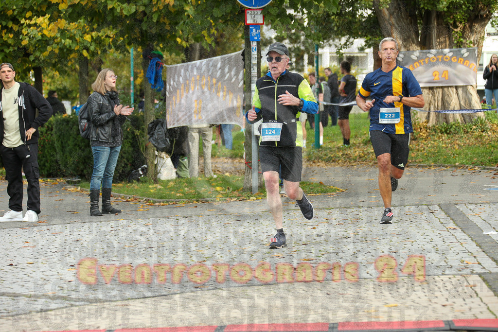 241020_1013_EX1_8230 | Sportfotografie im Rhein-Sieg Kreis, Köln, Bonn, NRW, Rheinland Pfalz, Hessen, etc. Unser Tätigkeitsfeld umfasst den Laufsport vom Volkslauf über den Marathon, Duathlon, Triathon bis zum Ultralauf wie Kölnpfad Ultra oder Schindertrail.
