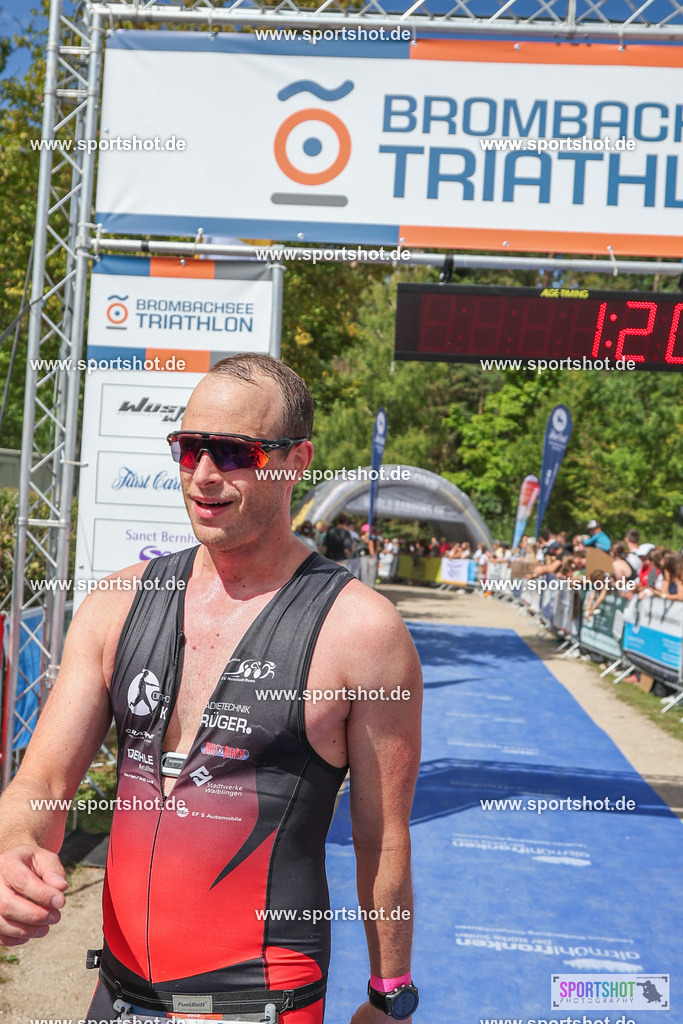 LUR_6253 | Brombachsee Triathlon 2025 #brombachseetriathlon #triathlonbrombachsee #yourpictrs #sportshot_your_pictrs @Sportshotphotography  www.sportshot.de