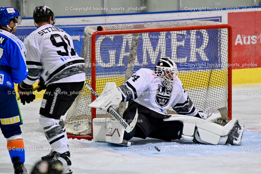 ESC Sparkasse Steindorf vs. LE Kings | #34 Kyllönen Simeoni LE Kings, #91 Setzinger Oliver LE Kings, ESC Sparkasse Steindorf vs. LE Kings, ESC Sparkasse Steindorf vs. LE Kings am 01.11.2025 in Steindorf (Ossiachersee Halle), Austria, (Photo by Bernd Stefan)