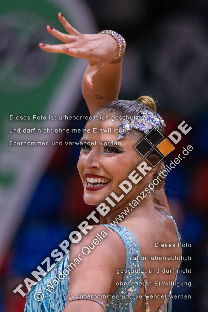 20260328-03848 | Hier finden Sie Tanz Bilder vom Latein und Standard Formationen tanzen. Sportbilder vom Tanzsport. Schöne Fotos und von Weltmeisterschaft, Europameisterschaft, Bundesliga, Regionalliga, Oberliga und Landesliga sowie von GOC Stuttgart, DanceComp, WM Bremen