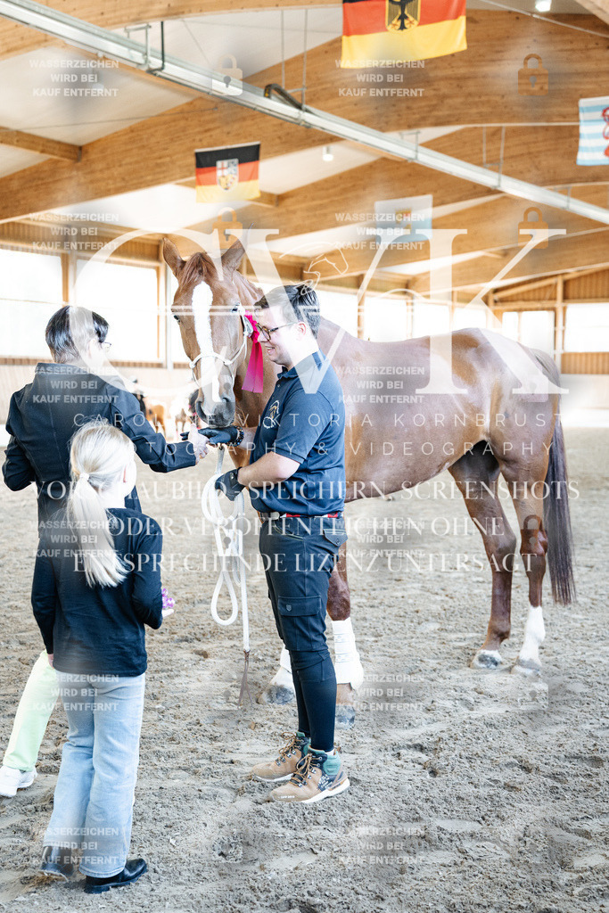 CK703190 | Turnierfotografie Pferdefotografie Trier Rheinland-Pfalz Pferdesport Reitsport Tierfotografie Sportfotografie Pferdevideo Pferdevideografie Equestrianvideography equestrianphotography  - Realisiert mit Pictrs.com