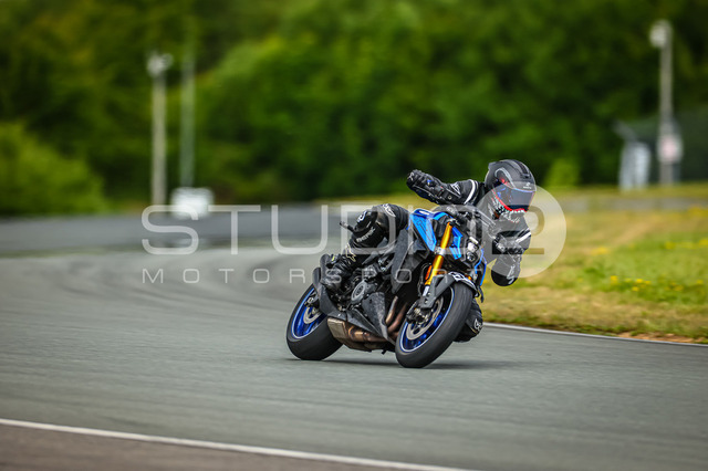 0580-260606BB-020_580 | Deine Full-Service-Agentur für ✔️Videoproduktionen und ✔️Motorsportfotografie Jetzt Angebot anfragen!