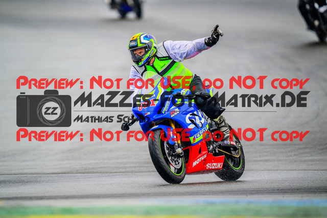 MaZZes_FotoMatrix_240521_6007705_6239 | INST