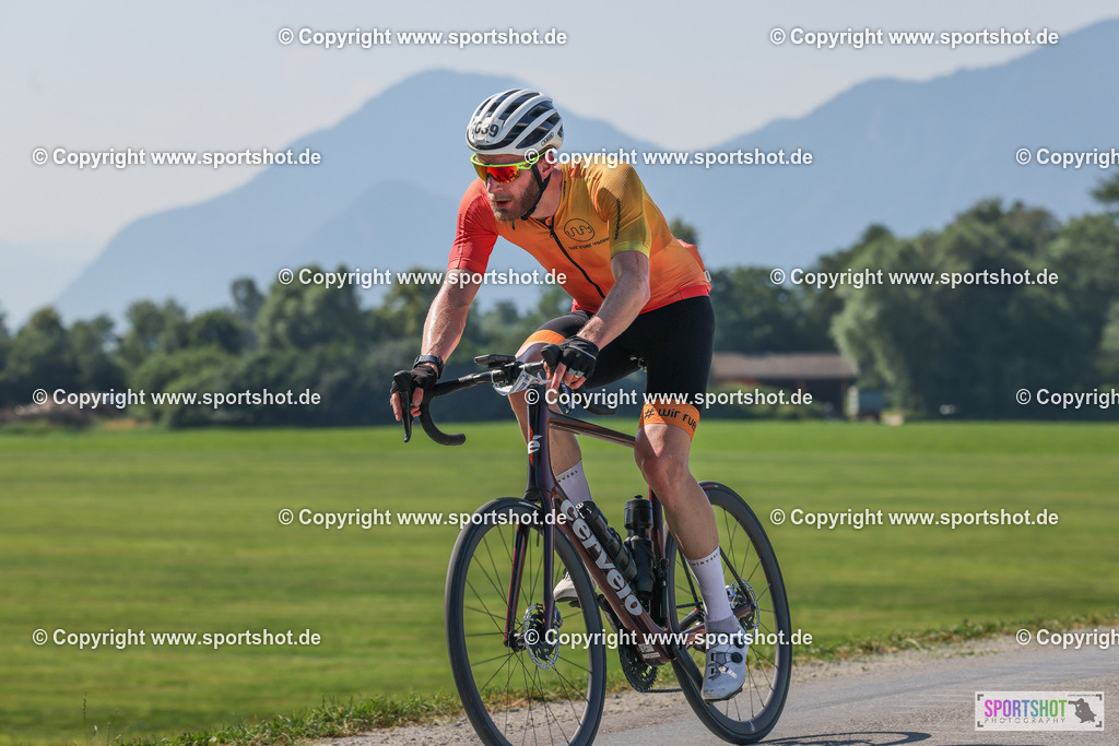 007A8780 | Rund um das Thema Sport-Event-Fotografie & individuelle Teilnehmerfotos. Jeder Teilnehmer wird fotografiert.