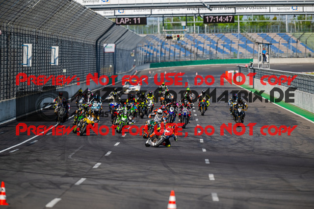 MaZZes_FotoMatrix_220508_97748 | Fotograf Mathias Schmid
Sportfotograf,
Eventfotograf,
Hochzeitsfotograf,
Portraitfotograf