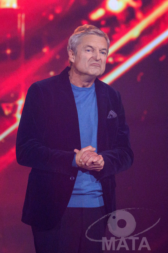 _DWA1660 | Österreichischer Kabarettist und Schauspieler Alfred Dorfer bei '30 Jahre Sternstunden-Gala 2023' in der Frankenhalle. Nürnberg, 15.12.2023 - Realisiert mit Pictrs.com