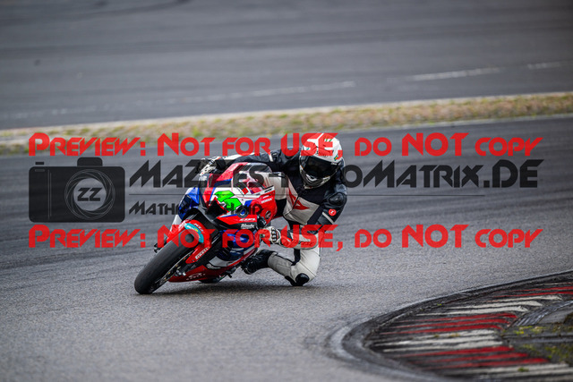 MaZZes_FotoMatrix_230719_3705 | ROT