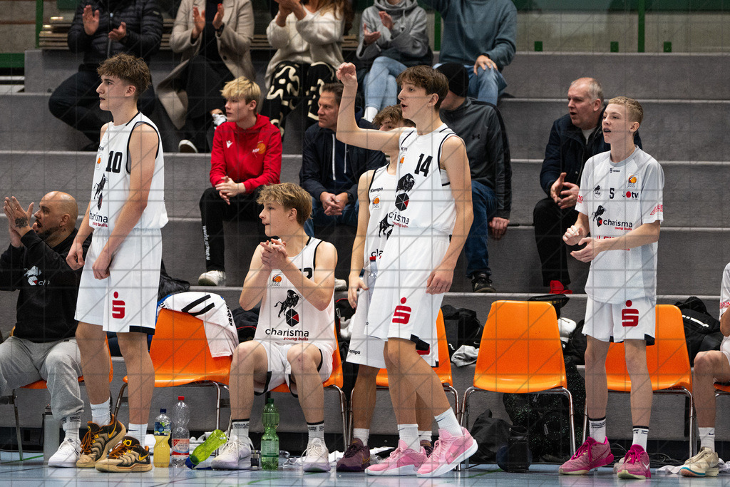 JBBL 24/25 | 23.11.2024 | Charisma Young Bulls vs. UBC Münster  | JBBL 24/25 | 23.11.2024 | Charisma Young Bulls vs. UBC Münster - - - - - CREDIT, www.bullenfotos.de, Martin König, Hörner Weg 40, D-49078 Osnabrück, +4917663732967, Nutzung und Weitergabe nur zu den vereinbarten Zwecken. Presseanfragen an Urheber. Alle Rechte beim Urheber. - - - - - - Realisiert mit Pictrs.com