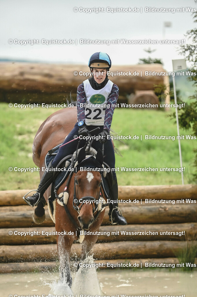 20230513_CCI2_Section2_Gelände_0415 | equistock