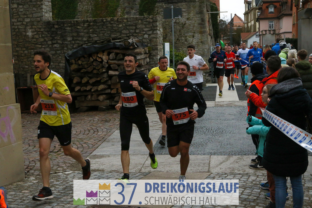 VR Bank Hauptlauf 10000m | 3 Koenigslauf 2023 - Realisiert mit Pictrs.com
