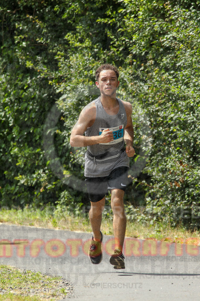 220625_1527_EV4_4021 | Sportfotografie im Rhein-Sieg Kreis, Köln, Bonn, NRW, Rheinland Pfalz, Hessen, etc. Unser Tätigkeitsfeld umfasst den Laufsport vom Volkslauf über den Marathon, Duathlon, Triathon bis zum Ultralauf wie Kölnpfad Ultra oder Schindertrail.