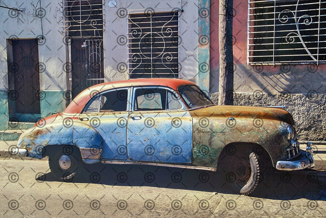 RGE_101cr | Amerikanischer Oldtimer in Havanna.   Fotograf: Ralf Gebhardt - Realisiert mit Pictrs.com