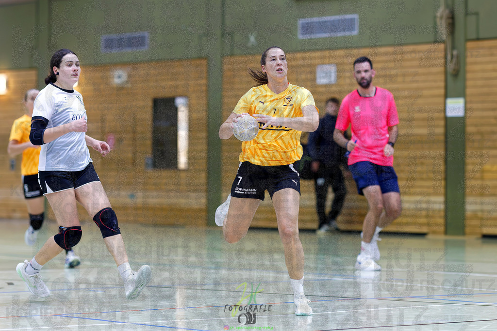 Frauen Oberliga Mitte (HHV); HSG Eibelshausen/Ewersbach - HSG Linden | Frauen Oberliga Mitte (HHV); HSG Eibelshausen/Ewersbach - HSG Linden am 15.11.2025 in Eibelshausen (Holderberghalle)Photo © 2025 - Jörg Heinrich - Realisiert mit Pictrs.com
