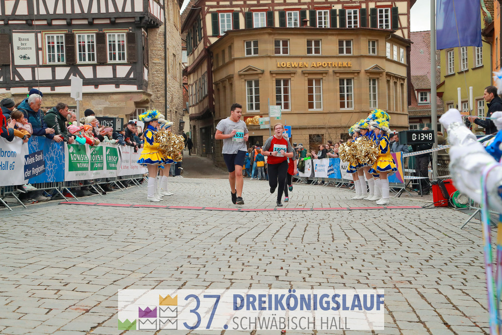 Stadtwerke Jugendlauf 1700m | 3 Koenigslauf 2023 - Realisiert mit Pictrs.com
