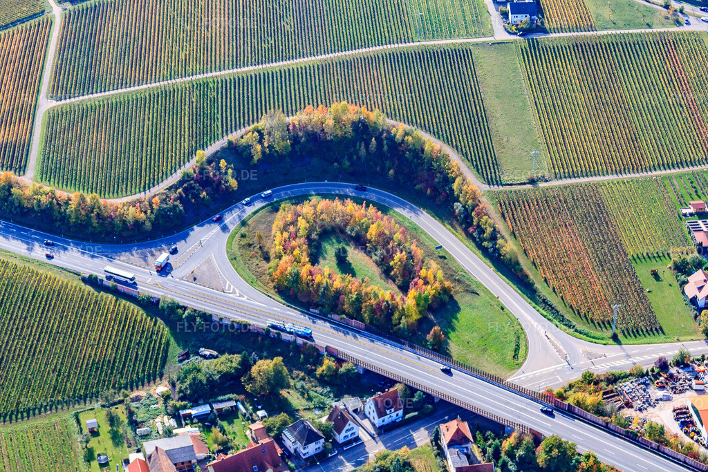 Luftbild: B10 Ausfahrt Birkweiler, Siebeldingen in Birkweiler im Bundesland Rheinland-Pfalz in Deutschland. Foto: IMG_22320.jpg vom 15.10.2009 durch Werner Riehm/FLY-FOTO.de