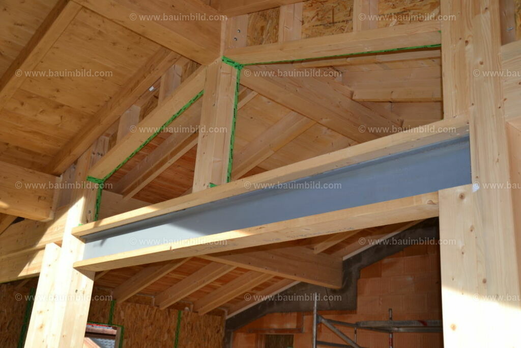 bib-lg09-holzbau-0217 | Nach LV-Leistungsgruppen sortierte Detailfotos über den Bau eines Hauses. Alle Hausbau-Bilder direkt vom Urheber und Autor der Website Haus-Selber-Bauen.com