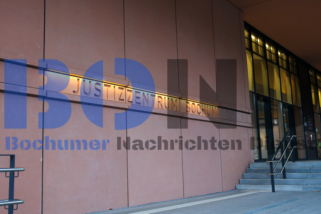  10.12.2020 - 
 | Sebastian Sendlak / Bochumer Nachrichtendienst (BOND) - Bochum Allgemein - Justizzentrum - Amtsgericht / Landgericht - Realisiert mit Pictrs.com