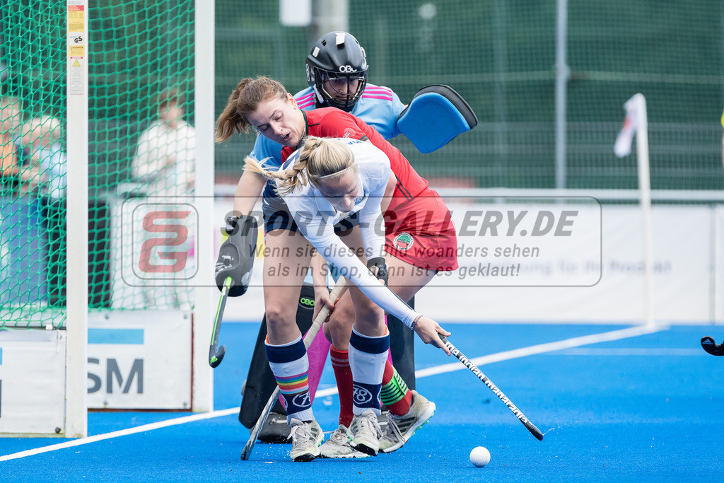 HK_20230923_104583 | 2. Bundesliga Damen Crefelder HTC - Hannover 78 am 23.9.2023 CHTC, Krefeld , Jule Hufer ( Crefelder HTC #13 ) , Carla Mauersberg Torfrau ( Hannover 78 #78 )