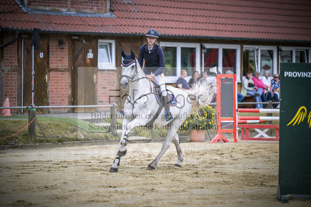DOS_7808 | Entdecke hochwertige Reitturnierfotos von Foto Oger. Professionell, emotional und authentisch – jetzt Lieblingsmomente im Shop bestellen. - Realisiert mit Pictrs.com
