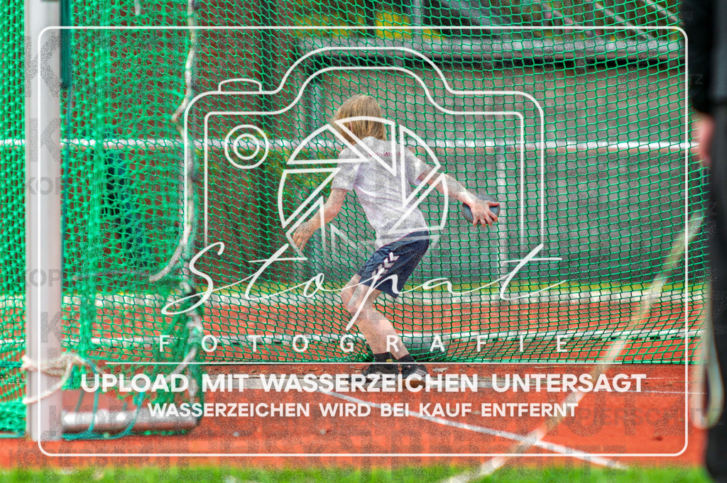 KMHK-1124 | Ole Koehler (TV Jahn Schneverdingen (NI)) bei den Kreismeisterschaften Leichtathletik-Wurf Heidekreis 2026 im Boehmewaldstadion, Soltau (Simon Paul Stopat) - Realisiert mit Pictrs.com