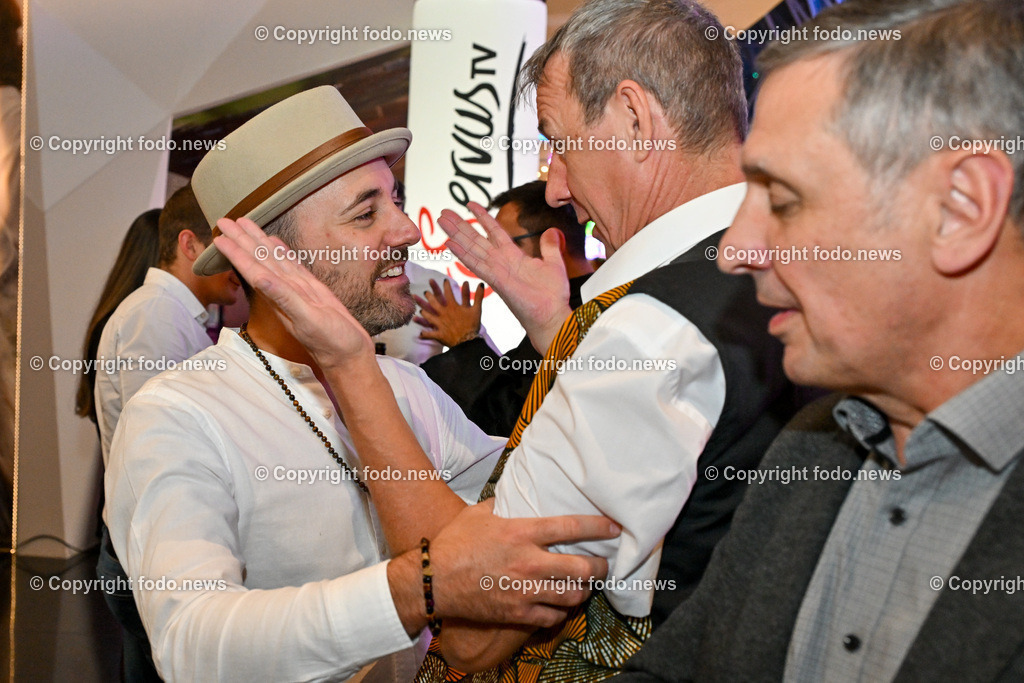 Lassts mas sche griassn_ 2 Tagesbart_ 31.10.2024-64 | bilder, linz, oberösterreich, österreich, europa, photo, foto, tiere, hunde, landwirtschaft, landschaft, politik, wirtschaft, wissenschaft, industrie, verkehr, medizin, society, fodo.news