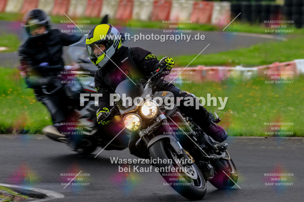 VBK-6532 | Hier findet Ihr Bilder von Touristenfahrten auf der Nürburgring Nordschleife oder von anderen Veranstaltungen die ich besucht habe. Viel Spass beim Durch Schauen 