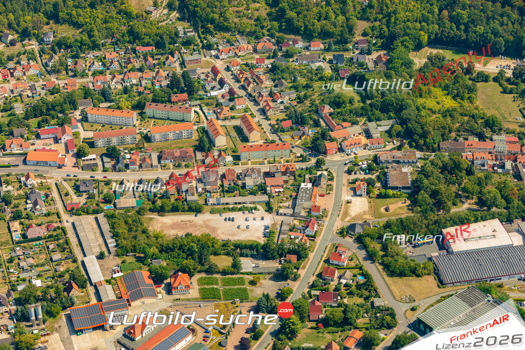 Luftbild der Stadt Freyburg - Das Luftbild wurde 2025 vom UL-Flugzeug heraus erstellt ( keine Drohnenaufnahme ) - Hochauflösende Luftaufnahme - für Wandbilder und großformatige Ausdrucke geeignet. Das besondere Geschenk!Hier alle&nbsp;Infos zur Lizenzierung der LuftaufnahmeWir fliegen auch dieses Jahr wieder in Ihre Region um Luftbilder zu erstellen.- Luftbild anfragen