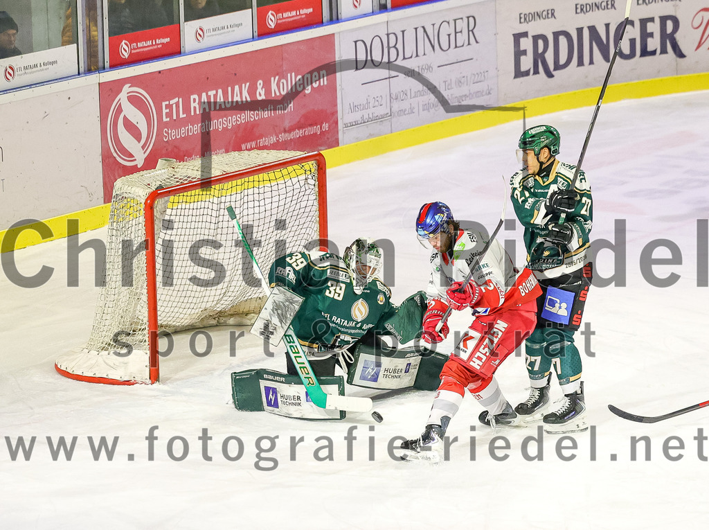 2026-01-18_083_TSV_Erding_gegen_Selber_Woelfe | Erding, Deutschland, 18.01.2026:Eishockey, Oberliga Süd 2025 / 2026, 38. Spieltag, TSV Erding gegen Selber Wölfe, Endergebnis: 2:3 n.V.Torwart Leon Meder (Erding Gladiators, #39), Mark Waldhausen (Erding Gladiators, #27)Foto: Christian Riedel / fotografie-riedel.net