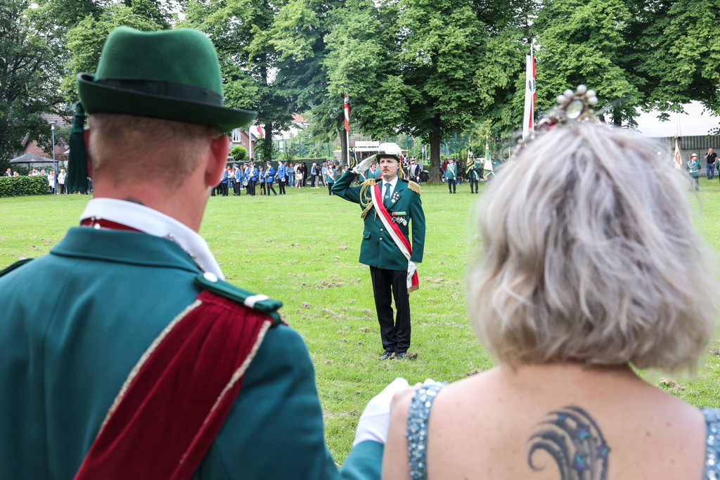 top-top.de 240602-144 | Foto, Video, Fotografie, Videografie, Fotobox, DJ, Discjockey, Musik, Musikbox, Veranstaltung, Photobooth, Amazon, Ebay, Buchtipp, Bestseller, Autor, Verlag, Buch, Wesel, Hamminkeln, NRW, Dinslaken, Rees, Drohne, Hochzeit, Party, Fotobox, Wesel, Fotograf