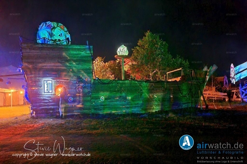 Bachblyten® Festival 2023 | Entdecken Sie atemberaubende Luftbilder und Fotografien auf airwatch.de - Tauchen Sie ein in eine Welt voller faszinierender Aufnahmen aus der Vogelperspektive.
