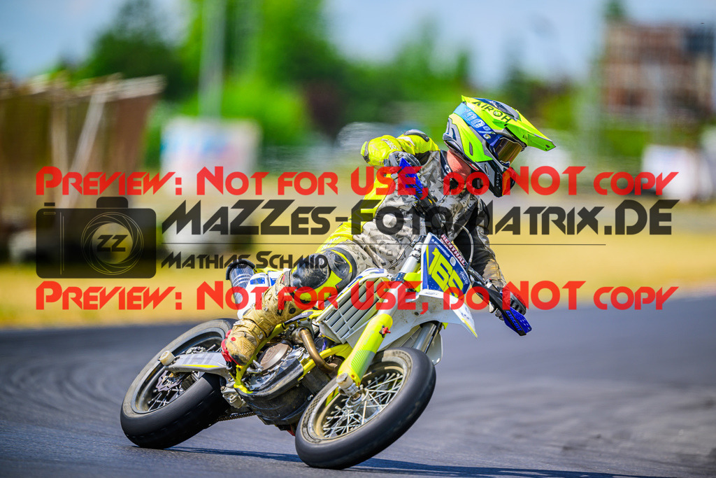 MaZZes_Fotomatrix_20250704_6007705_6611 | GELB