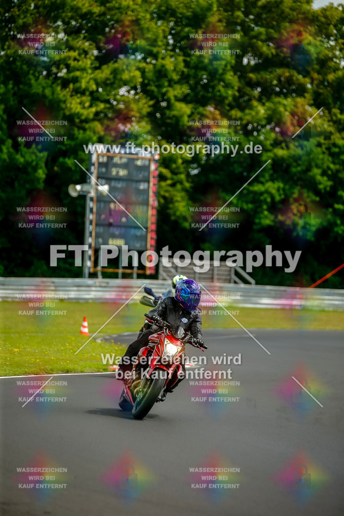 VBK-4962 | Hier findet Ihr Bilder von Touristenfahrten auf der Nürburgring Nordschleife oder von anderen Veranstaltungen die ich besucht habe. Viel Spass beim Durch Schauen 