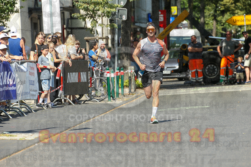 250621_1140_EX1_3761 | Sportfotografie im Rhein-Sieg Kreis, Köln, Bonn, NRW, Rheinland Pfalz, Hessen, etc. Unser Tätigkeitsfeld umfasst den Laufsport vom Volkslauf über den Marathon, Duathlon, Triathon bis zum Ultralauf wie Kölnpfad Ultra oder Schindertrail.