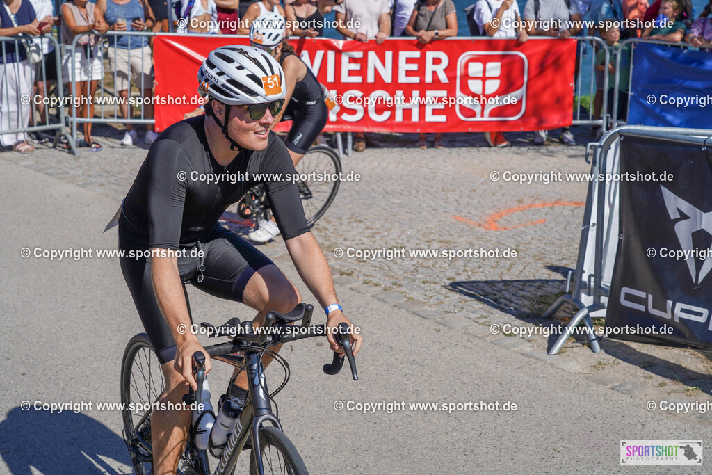 DSC00877 | Vienna Triathlon 2024                                        P3 Event                                                             #yourpictrs #sportshot_your_pictrs                 @Sportshotphotography                                     Photo Credit: www.sportshot.de