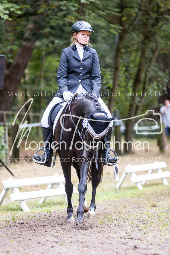 HB-Reiter-WB-035 | MomenTaufnahmen Pferdesportfotos