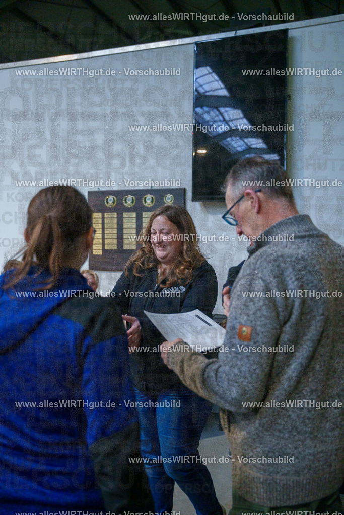 7R501490 | Professionelle Tierfotografie in Mönchengladbach von Daniel Wirth (allesWIRTHgut). Liebevolle & natürliche Bilder von Hunden & Katzen für unvergessliche Erinnerungen.