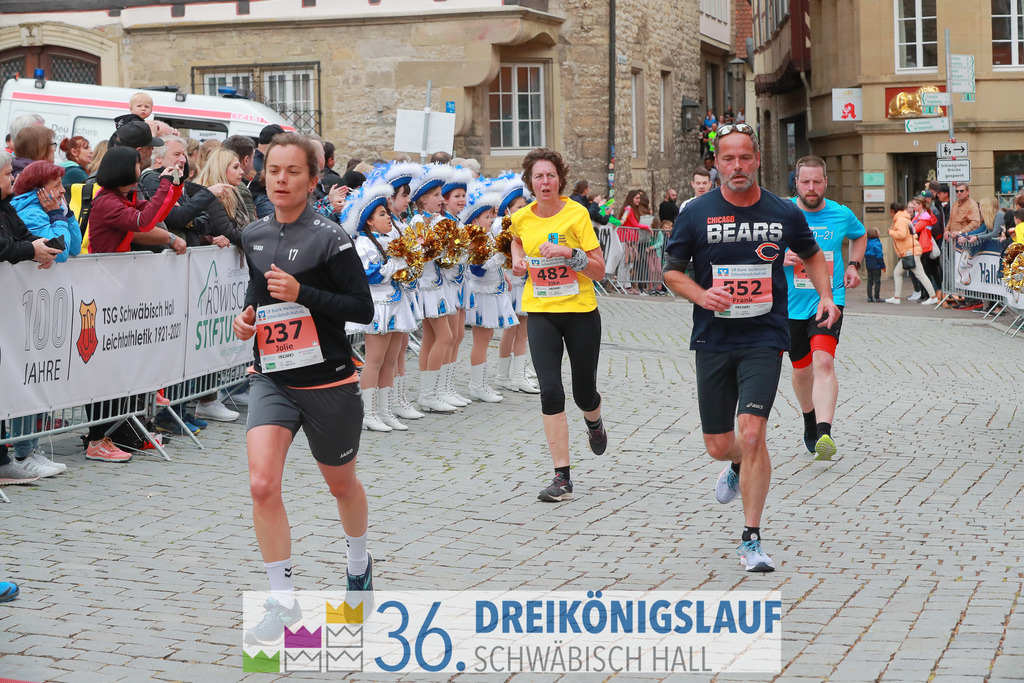 VR Bank Hauptlauf 10km | 3königslauf 2022 VR Bank Hauptlauf - Realisiert mit Pictrs.com