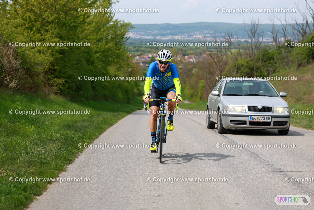 490_AR6_0436 | Neusiedlersee Radmarathon 2026@sportshot_your_pictrs #yourpictures#roadtowm2029 #nrm #neusiedlerseeradmarathon #neusiedlersee #neusiedlerseetourismus #burgenland #mörbisch #nrm26 #burgenlandtourismus #voglundco #poweredbyburgenlandtourismus #radsport #rad #marathon #ucigranfondo #visitburgenland #ucigranfondoworldseries