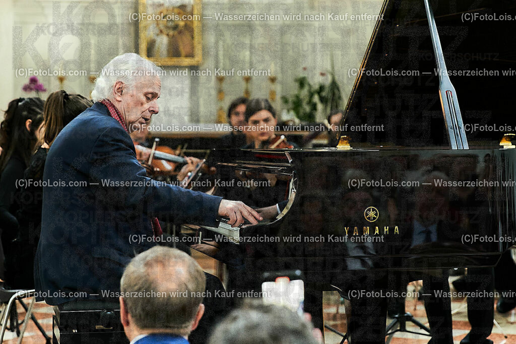 ALS0325_XXXIX-Chopin-Festival_Camerata Mozartiana_Olejniczak | (C)FotoLois.com, Alois Spandl, Eröffnungskonzert in der Kartausenkirche mit Camerata Mozartiana unter Dirigent Daniel Auner, Janusz Olejniczak (Klavier), Natalia Rehling (Klavier), Kompnistin Johanna Doderer und Ingolf Wunder (Klavier), Fr 4. August 2023  . August 2023.