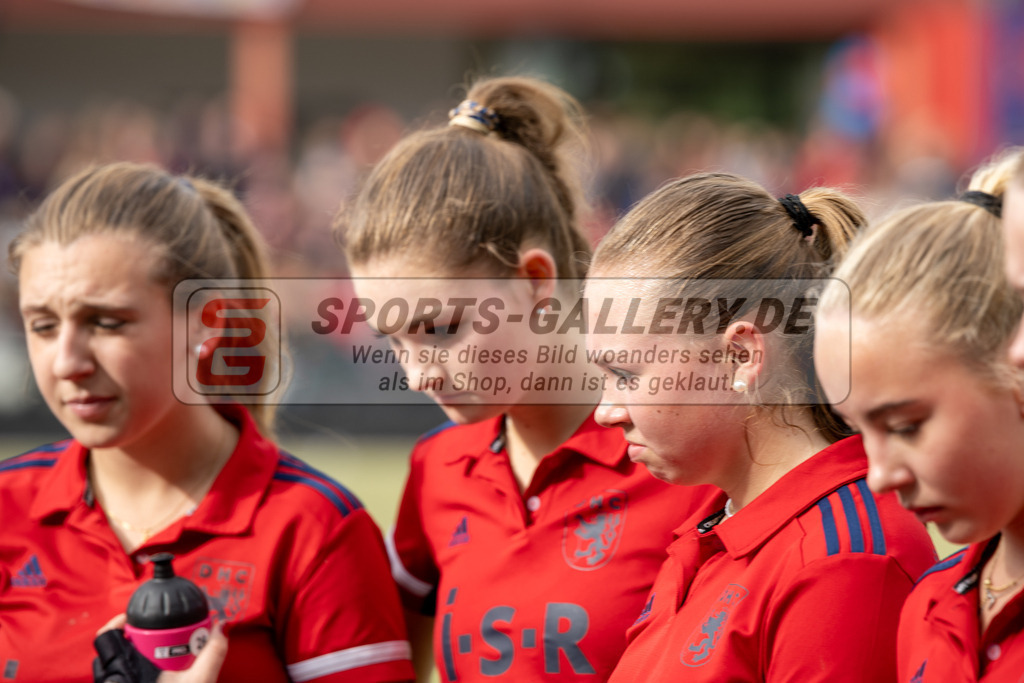SFE_20231022_0135 | Deutsche Meisterschaft Weibliche U16 Finale Uhlenhorst Mülheim - Düsseldorfer HC am 22.10.2023 in Köln (Düsseldorfer Hockeyclub 1905 e.V.), Photo: Stephan Fehrmann 2023 (Sports-Gallery)