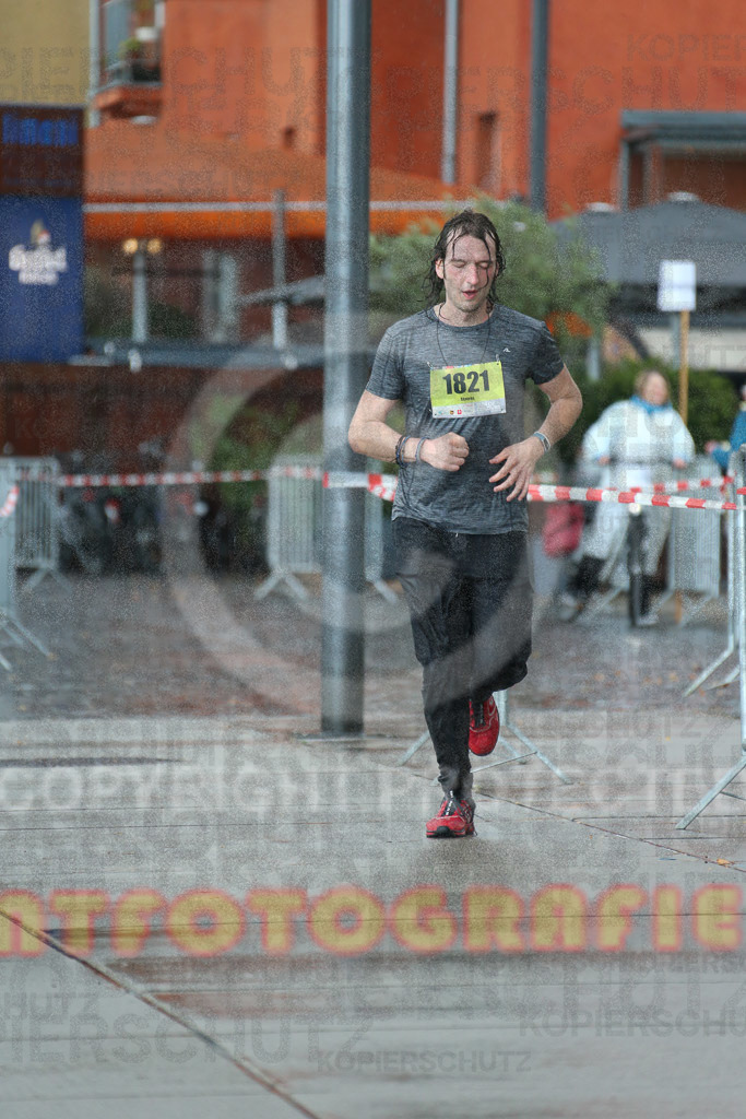 220917_1540_EX1_5833 | Sportfotografie im Rhein-Sieg Kreis, Köln, Bonn, NRW, Rheinland Pfalz, Hessen, etc. Unser Tätigkeitsfeld umfasst den Laufsport vom Volkslauf über den Marathon, Duathlon, Triathon bis zum Ultralauf wie Kölnpfad Ultra oder Schindertrail.