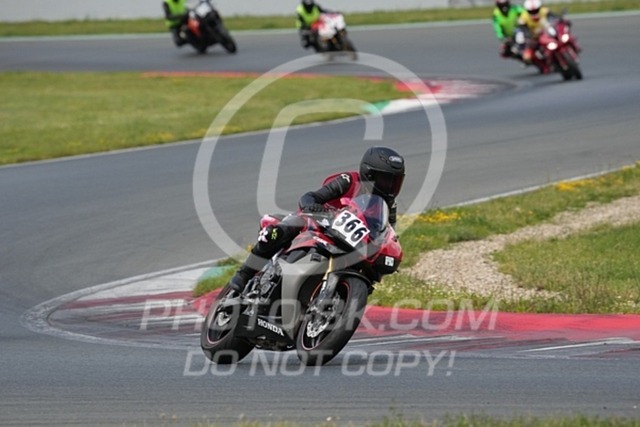 2024_07_08_PBK_51444 | Sportfotografie; SlowMotion; Video; Rennstrecke; Hafeneger; Speer; Racing; RSE; BMW; CBO; Trackday; Motorsportarena; Hockenheimring; Brno; Most; Barcelona; Valencia