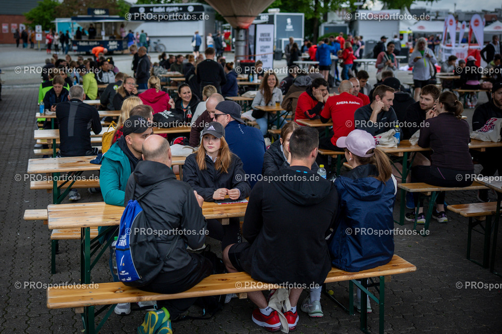 22. ASV Nachtlauf; Koeln, 28.05.25 | Impressionen vom 22. ASV Nachtlauf am 28.05.25 am Tanzbrunnen in Koeln. Foto: BEAUTIFUL SPORTS/Axel Kohring