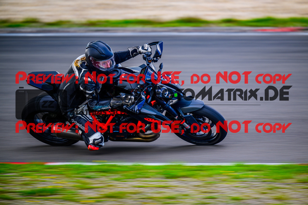 MaZZes_FotoMatrix_240911_6007705_7509 | GRUEN