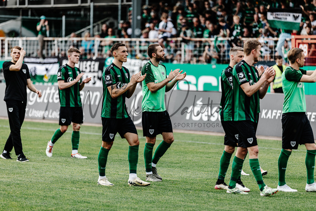 3. Liga, Saison 2023/24, 32. Spieltag: SC Preußen Münster - Jahn Regensburg | Münster, 06.04.2024: 3. Liga, 32. Spieltag, SC Preußen Münster gegen Jahn Regensburg im LVM-Preußenstadion in Münster. Foto: sportfotografie.ms | Markus Paletta - Realisiert mit Pictrs.com