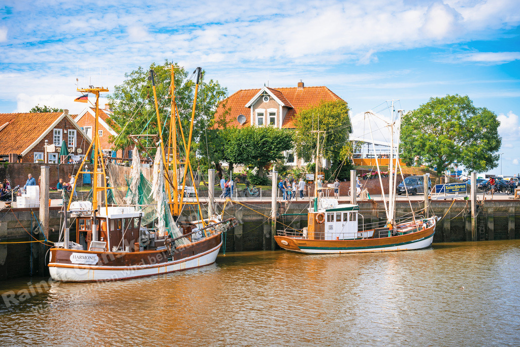 061 Neuharlingersiel - 28-07-2022 -R Ganske | Onlineshop mit Bildern von Stränden, Häfen und Meer. Leinwände, Poster, Kalender und andere Materialien erhältlich. Kommerzielle Lizenzen möglich.  - Realisiert mit Pictrs.com
