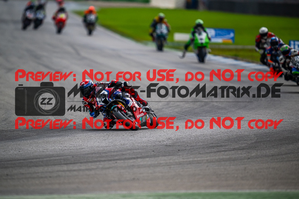 MaZZes_FotoMatrix_220925_8517 | IDM1000