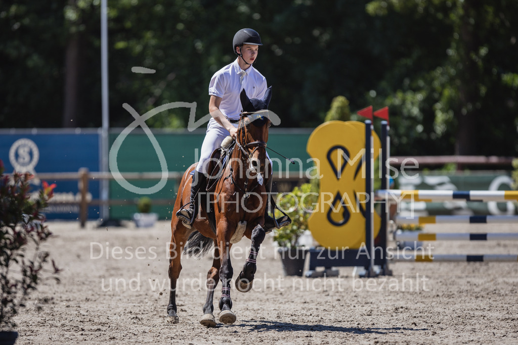 230610_Mühlen_A-Spr2-752 | Deine schönsten Turniermomente als professionelle Fotos! Entdecke hochwertige Pferdesport-Fotografie im Online-Shop. Jetzt Fotos finden & bestellen!