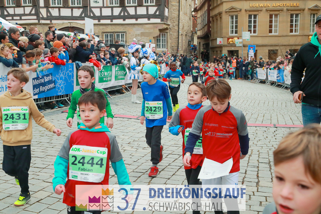 AOK JuniorCup 400m | 3Koenigslauf 2023 - Realisiert mit Pictrs.com