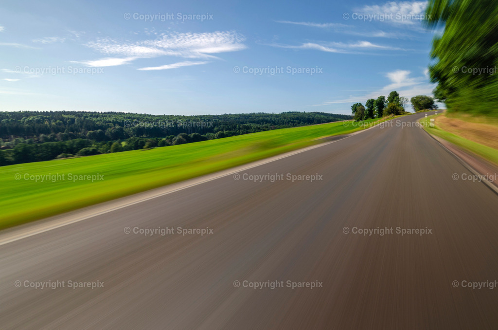 CAR_Country_Road4_Rig | Camera height 1,1m - Drive - Realisiert mit Pictrs.com